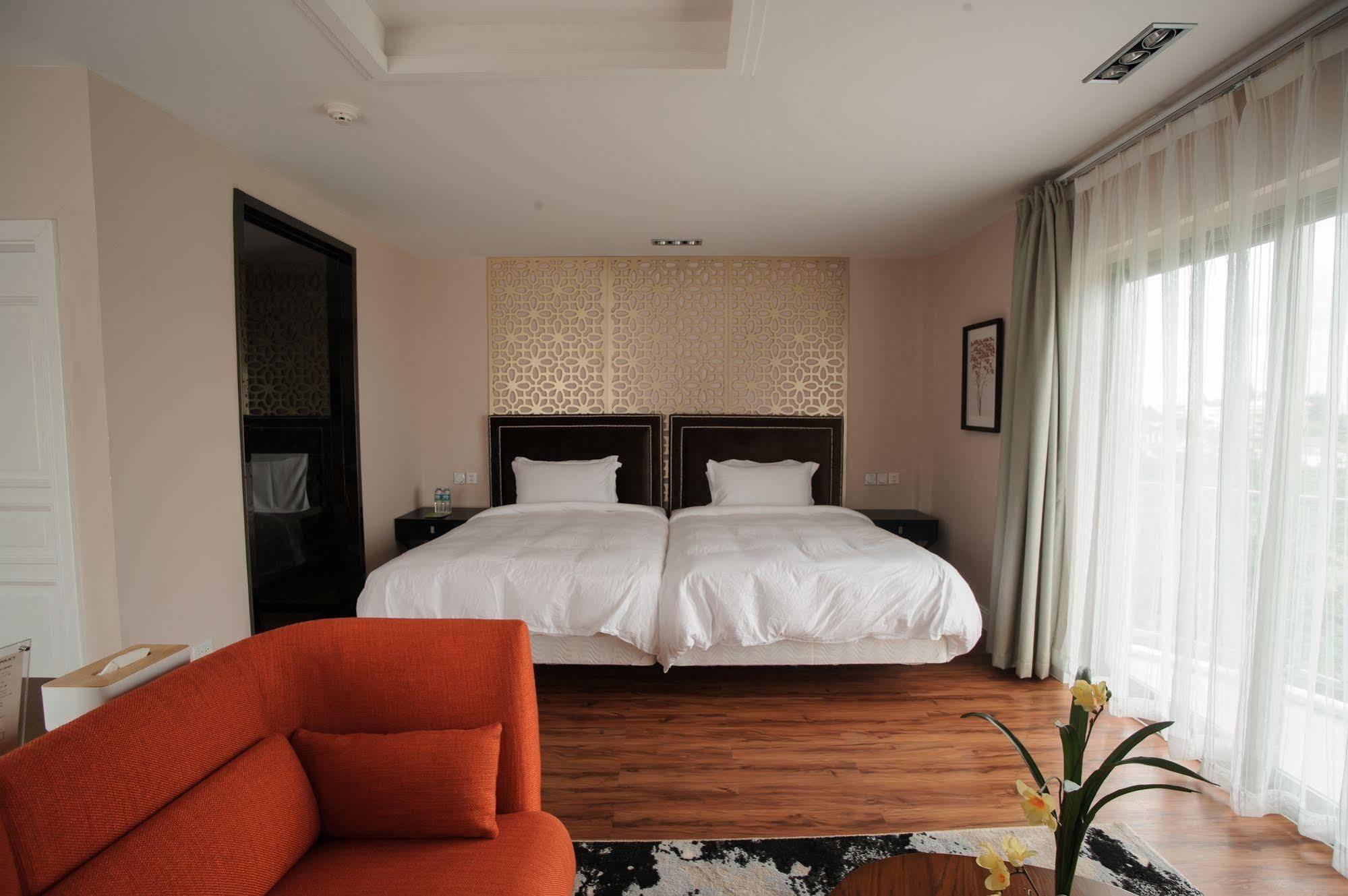 Paradise Hotel Saipan Luaran gambar